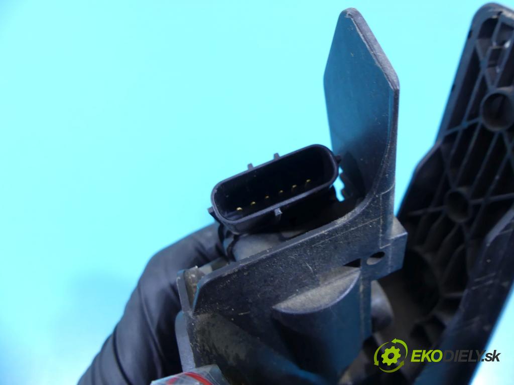 Porsche Panamera I 970 2009-2016 4.8 V8 400KM: automatic 294 kW 4806 cm3 5- pedále 97042302101 (Pedále)