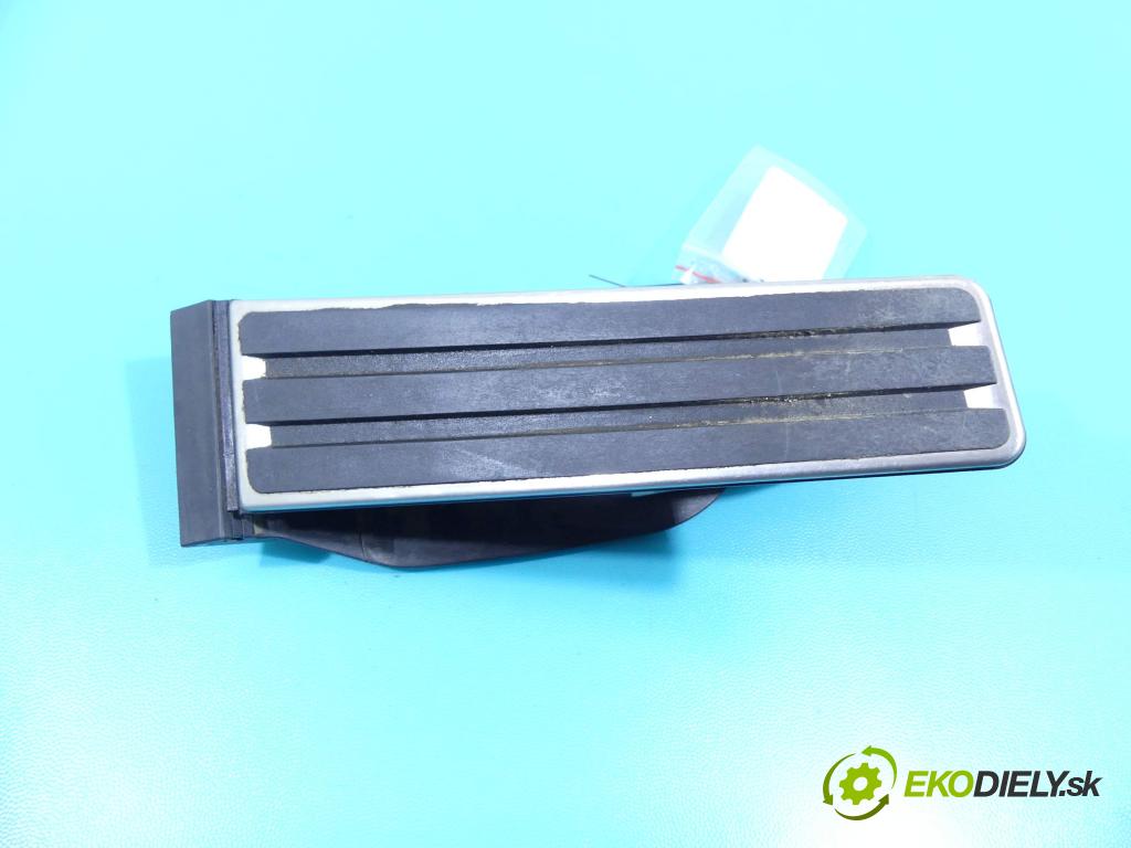 Porsche Panamera I 970 2009-2016 4.8 V8 400KM: automatic 294 kW 4806 cm3 5- pedále 97042302101 (Pedále)