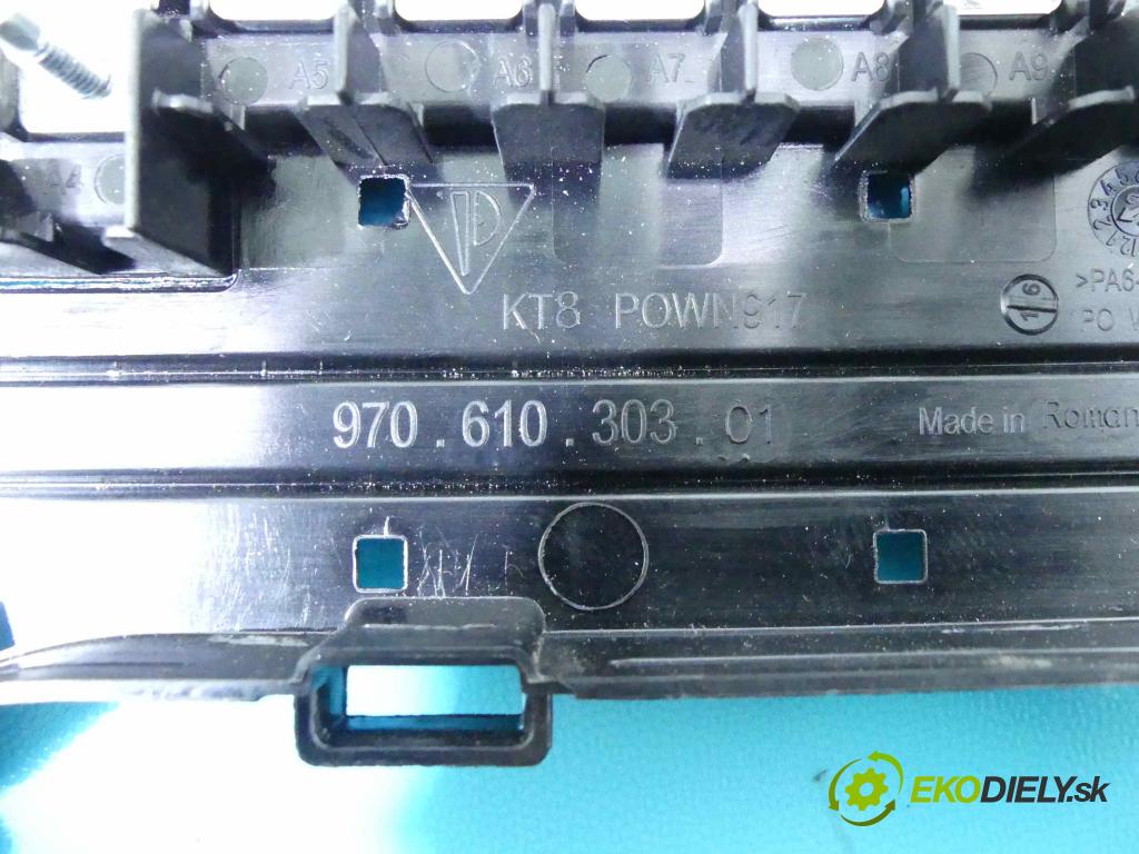 Porsche Panamera I 970 2009-2016 4.8 V8 400KM automatic 294 kW 4806 cm3 5- skříňka pojistková 970.610.303.01 (Pojistkové skříňky)