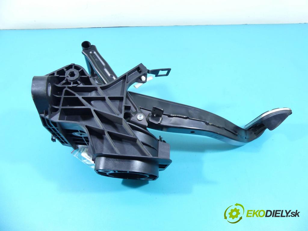 Porsche Panamera I 970 2009-2016 4.8 V8 400KM: automatic 294 kW 4806 cm3 5- pedále 970.423.141.01 (Pedále)