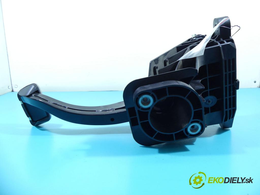 Porsche Panamera I 970 2009-2016 4.8 V8 400KM: automatic 294 kW 4806 cm3 5- pedále 970.423.141.01 (Pedále)