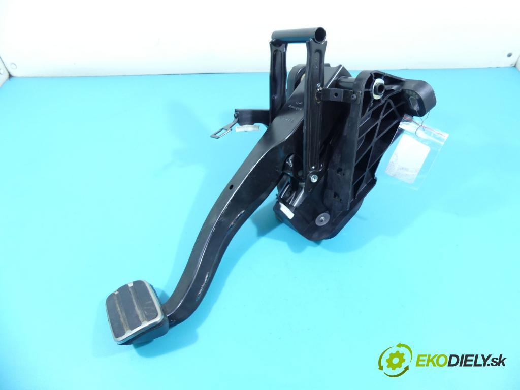 Porsche Panamera I 970 2009-2016 4.8 V8 400KM: automatic 294 kW 4806 cm3 5- pedále 970.423.141.01 (Pedále)