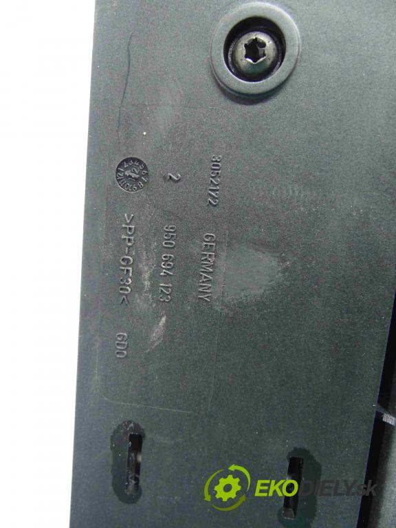 Porsche Panamera I 970 2009-2016 4.8 V8 400KM automatic 294 kW 4806 cm3 5- Střešní okno: 0390200076 (Okna karoserie)