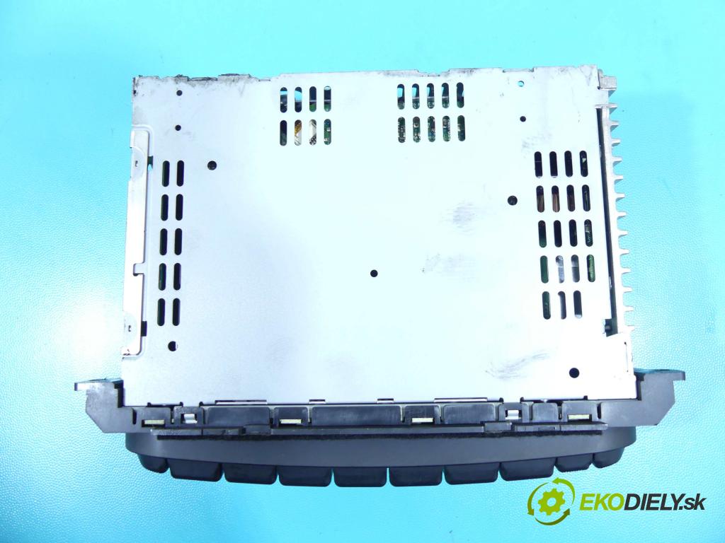 Chrysler Voyager IV 2000-2007 2.8 crd: 150 HP manual 110 kW 2776 cm3 5- Radio originál P05091610AB