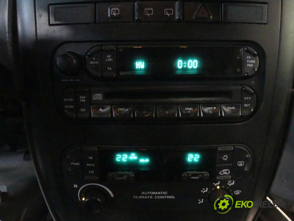 Chrysler Voyager IV 2000-2007 2.8 crd: 150 HP manual 110 kW 2776 cm3 5- Radio originál P05091610AB