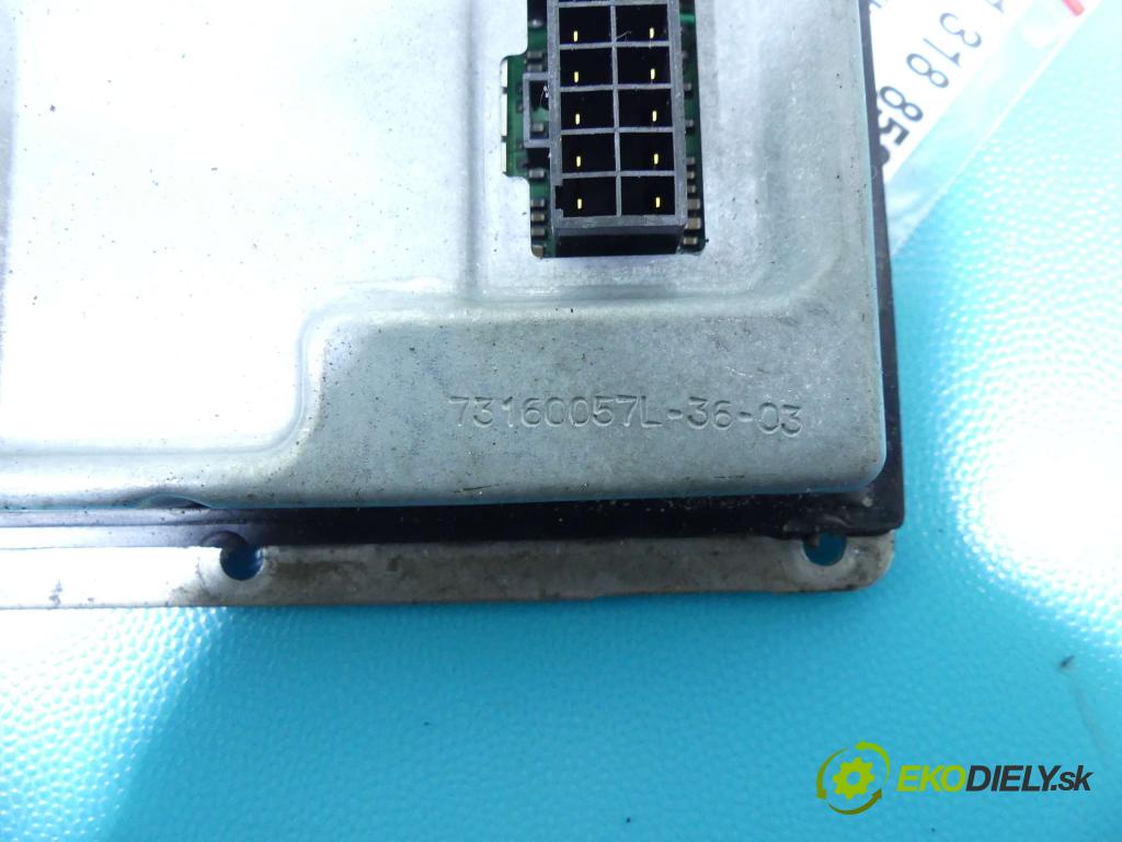 Alfa romeo 166 2.4 jtd 175 HP automatic 129 kW 2387 cm3 4- střídač: xenon 89034783 (Riadiace jednotky xenónu)