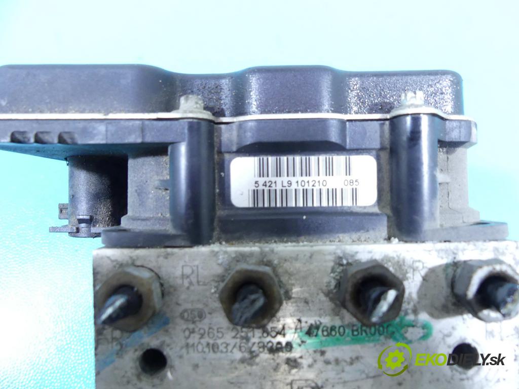 Nissan Qashqai I J10 2006-2013 2.0 dci 150 HP manual 110 kW 1995 cm3 5- čerpadlo abs 0265251854 (Pumpy ABS)