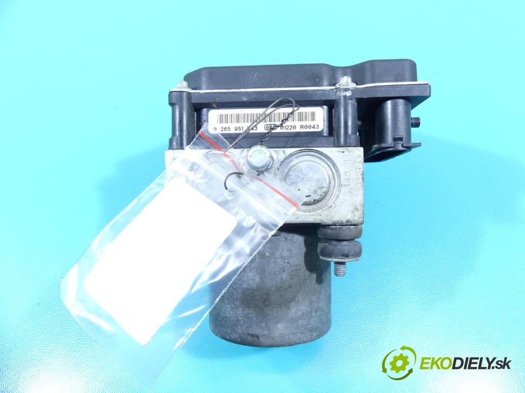Nissan Qashqai I J10 2006-2013 2.0 dci 150 HP manual 110 kW 1995 cm3 5- čerpadlo abs 0265251854 (Pumpy ABS)