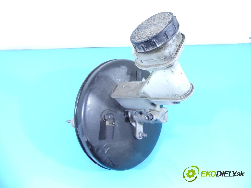 Nissan Qashqai I J10 2006-2013 2.0 dci 150 HP manual 110 kW 1995 cm3 5- servo brzdové 0204051565
