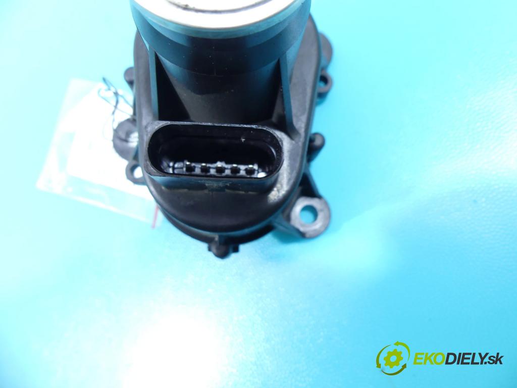 Volvo V60 I 2010-2018 2.0 D4 190 hp automatic 140 kW 1969 cm3 5- Ovladač: klapky: kolektora: 31293737 (Ostatní)