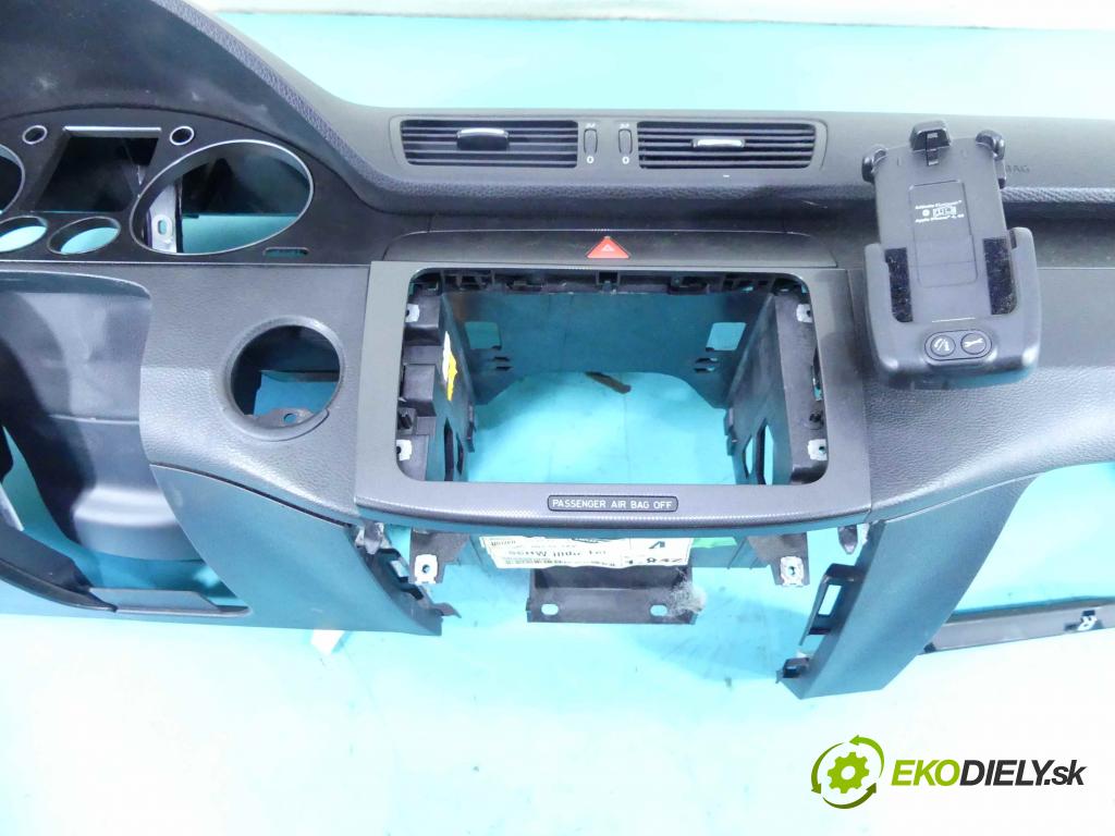 Vw Passat B6 2005-2010 2.0 tdi 140 HP manual 103 kW 1968 cm3 5- kokpit,pristrojová doska rozdeľovacia