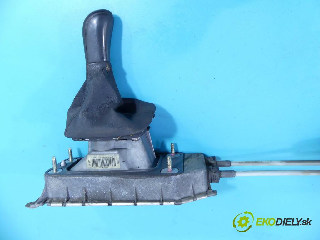 Skoda Fabia I 1999-2007 1.9 tdi 101 HP manual 74 kW 1896 cm3 5- Páka: Změny: stupeň,rýchlosť 6Q0711061 (Rýchlostné páky / kulisy)