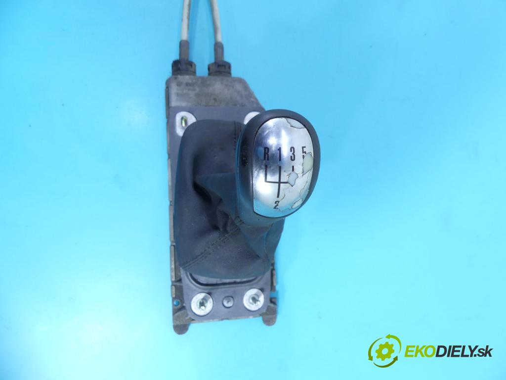 Skoda Fabia I 1999-2007 1.9 tdi 101 HP manual 74 kW 1896 cm3 5- Páka: Změny: stupeň,rýchlosť 6Q0711061 (Rýchlostné páky / kulisy)