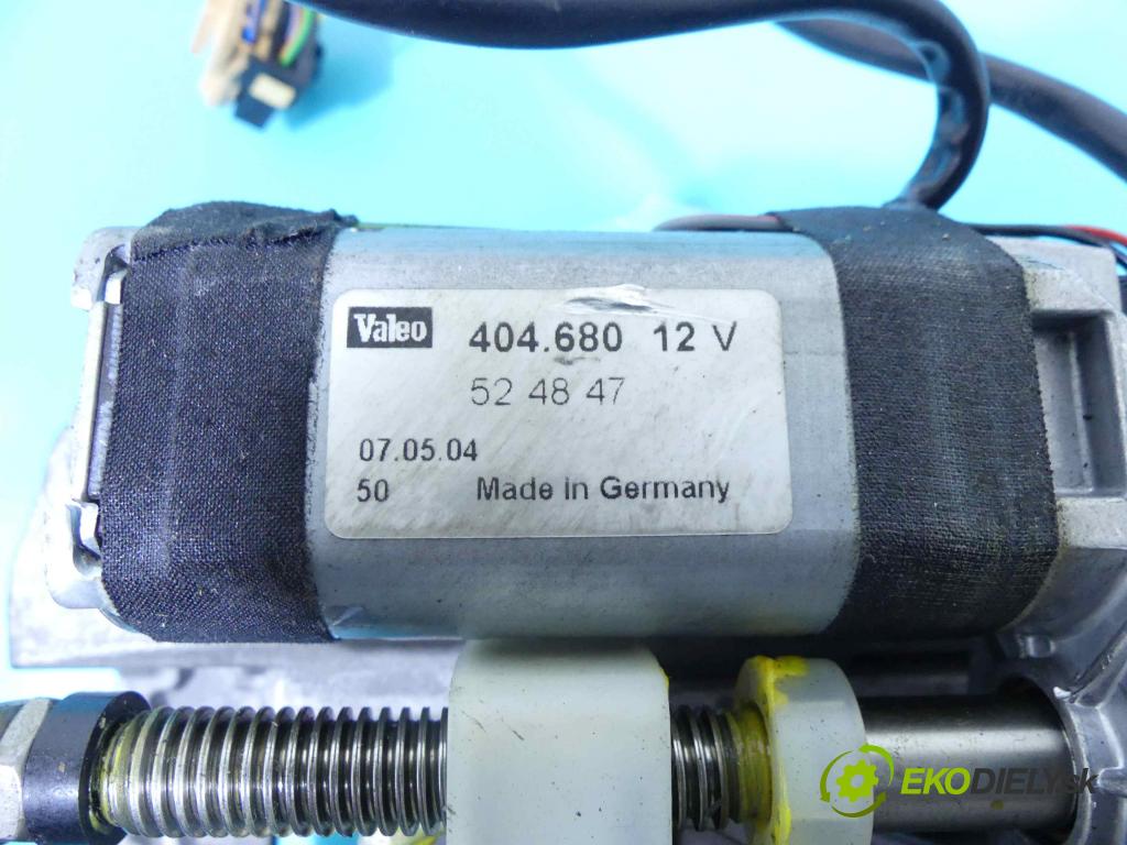 Audi A8 D3 2002-2009 3.0 tdi 232KM automatic 171 kW 2967 cm3 4- Stĺpik volant 4E0419501J (Tyč riadenia (volantu))