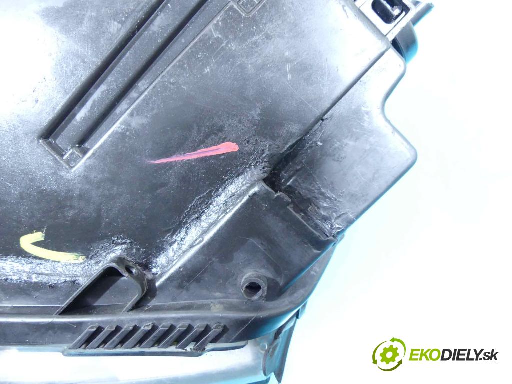 Audi A8 D3 2002-2009 3.0 tdi 232KM automatic 171 kW 2967 cm3 4- Reflektor: pravý  (Pravé)