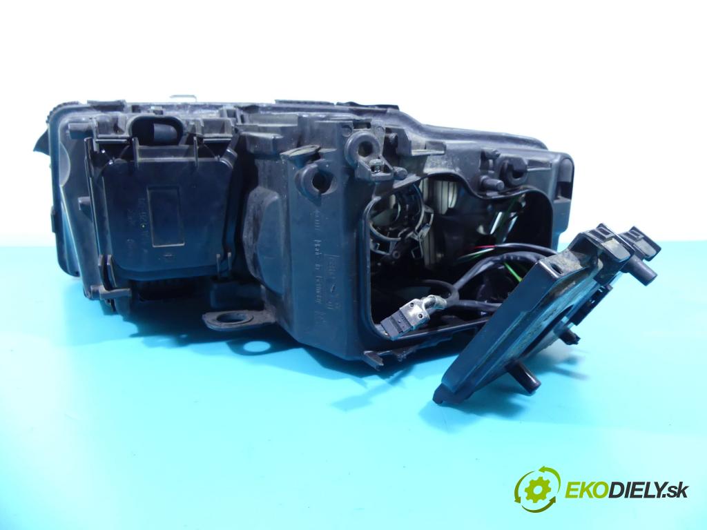 Audi A8 D3 2002-2009 3.0 tdi 232KM automatic 171 kW 2967 cm3 4- Reflektor: pravý  (Pravé)