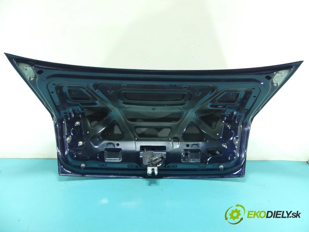 Audi A8 D3 2002-2009 3.0 tdi 232KM automatic 171 kW 2967 cm3 4- zadní kufrové dveře  (Zadní kapoty)