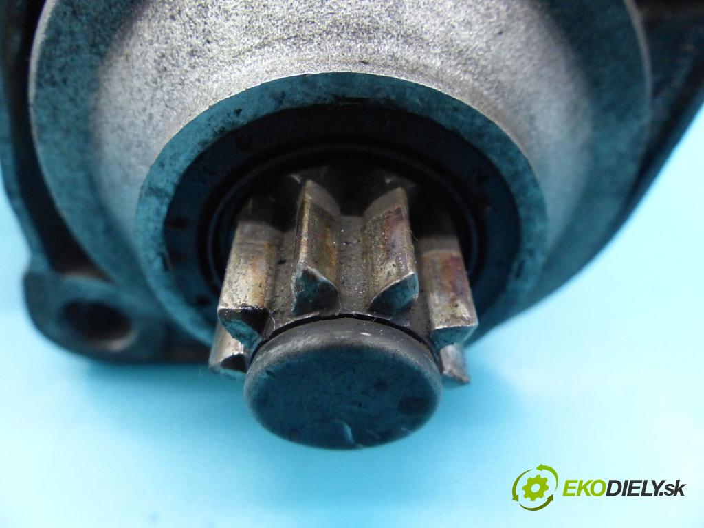 Vw Bora 1.6 8v 101 HP manual 74 kW 1595 cm3 4- štartér 0001121006 (Štartéry)