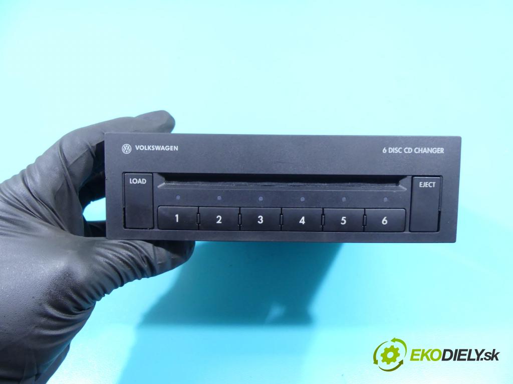 Vw Passat B6 2005-2010 2.0 tdi 140 HP manual 103 kW 1968 cm3 5- Menič: cd 3C0035110 (CD meniče)