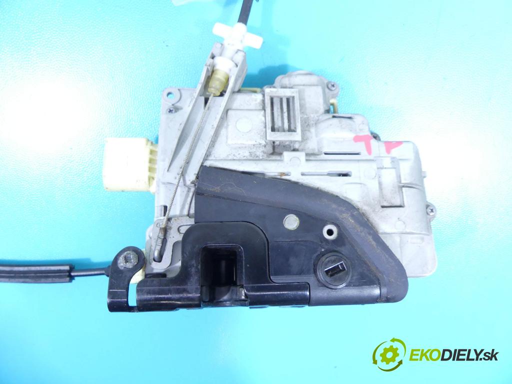 Vw Passat B6 2005-2010 2.0 tdi 140 hp manual 103 kW 1968 cm3 5- zámek zadní pravý 3C4839016A