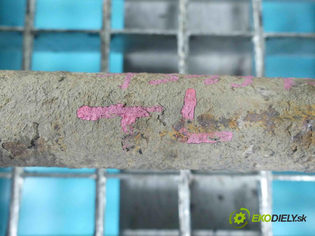 Vw Passat B6 2005-2010 2.0 tdi 140 HP manual 103 kW 1968 cm3 5- poloos ľavé  (Poloosy)