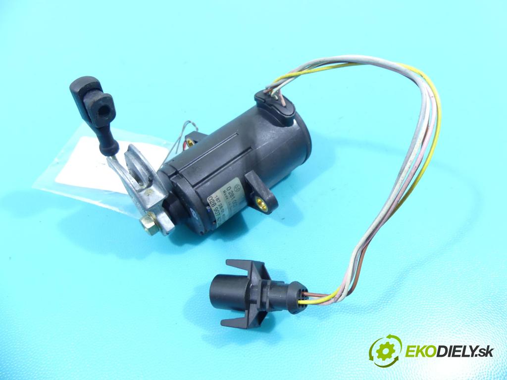 Seat Ibiza II 6K 1993-2002 1.9 tdi 90 HP manual 66 kW 1896 cm3 5- pedále 0281002339 (Pedále)