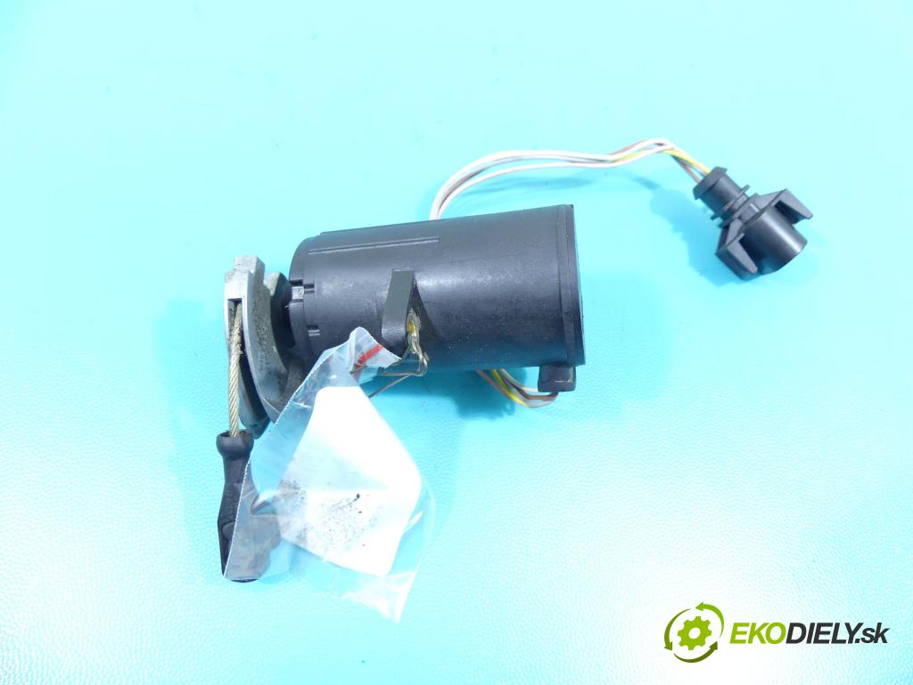 Seat Ibiza II 6K 1993-2002 1.9 tdi 90 HP manual 66 kW 1896 cm3 5- pedále 0281002339 (Pedále)