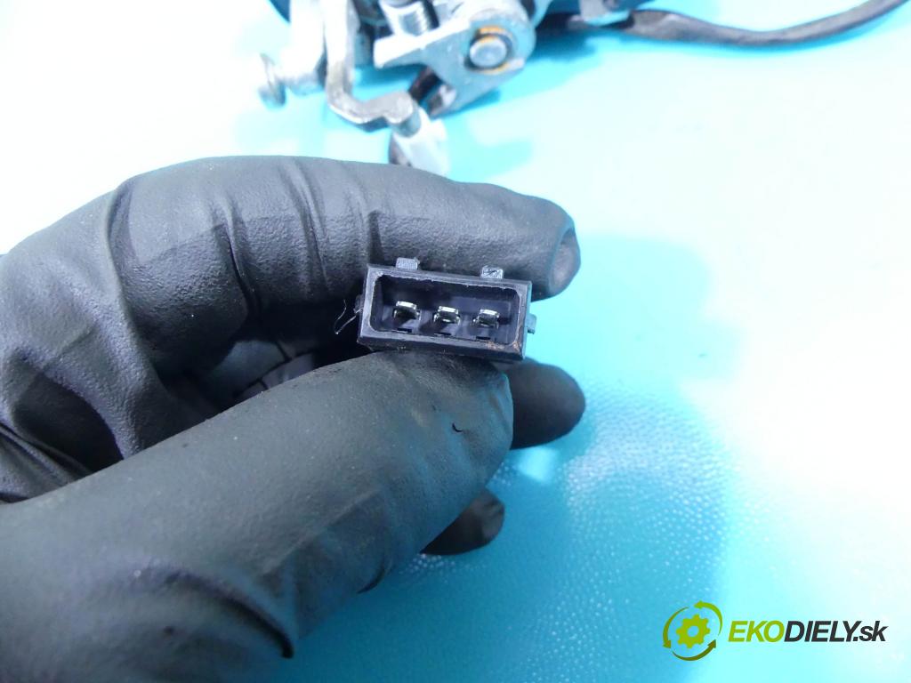 Vw Passat B4 1993-1997 1.9 tdi 90 HP manual 66 kW 1896 cm3 5- rukoväť predné ľavé mimo:  (Vonkajšie predné ľavé)