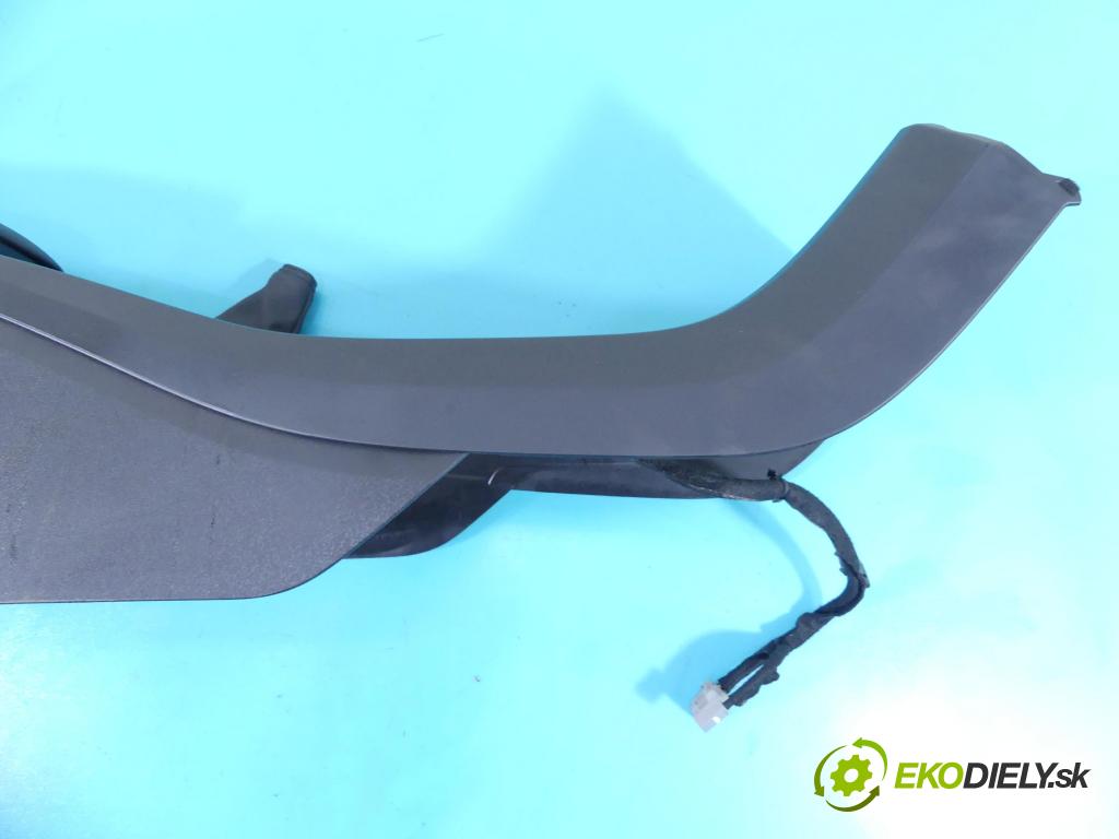 Volvo V40 II 2012-2019 1.6 D2 114 HP manual 84 kW 1560 cm3 5- operadlo 08632777 (Lakťové opierky)