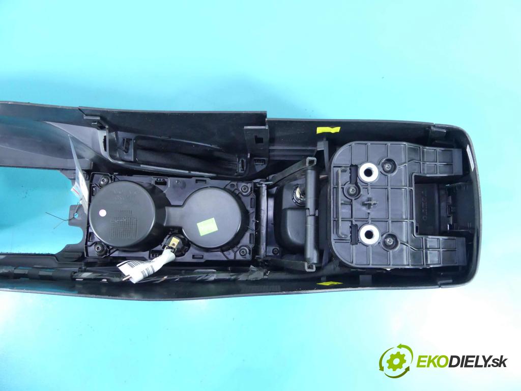 Volvo V40 II 2012-2019 1.6 D2 114 HP manual 84 kW 1560 cm3 5- operadlo 08632777 (Lakťové opierky)