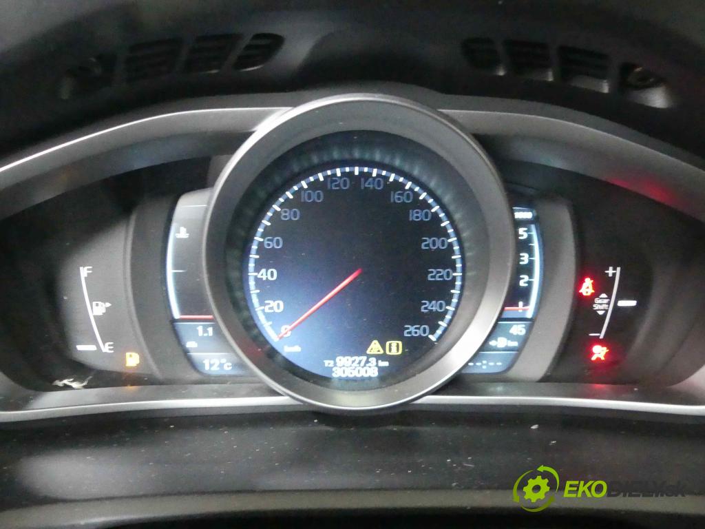 Volvo V40 II 2012-2019 1.6 D2 114 hp manual 84 kW 1560 cm3 5- Přístrojová deska 31412271 (Přístrojové desky, displeje)
