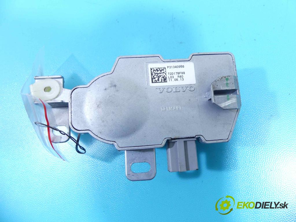 Volvo V40 II 2012-2019 1.6 D2 114 HP manual 84 kW 1560 cm3 5- Blokáda: řízení: P31340956 (Ostatné)