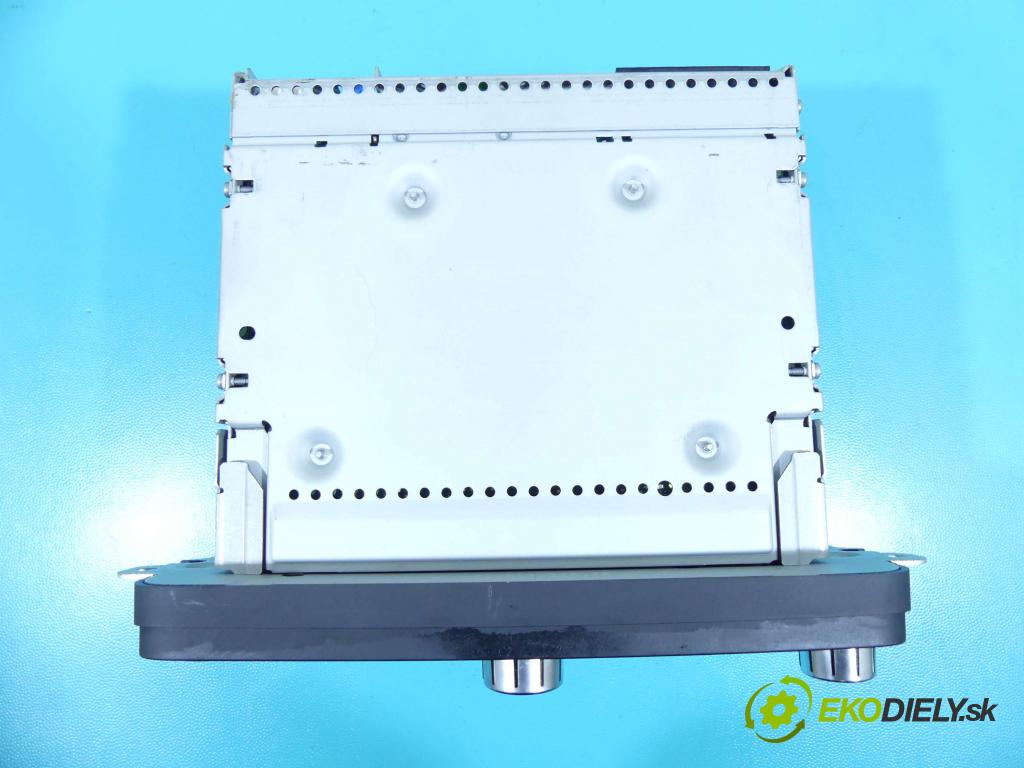 Vw Golf VI 2008-2013 1.6 tdi 105 HP automatic 77 kW 1598 cm3 5- Radio originál 3C0035270B