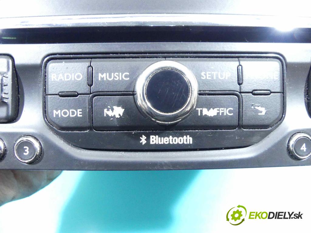 Peugeot 3008 I 2009-2016 1.6 hdi 114 HP manual 84 kW 1560 cm3 5- Radio originál 98034633XT
