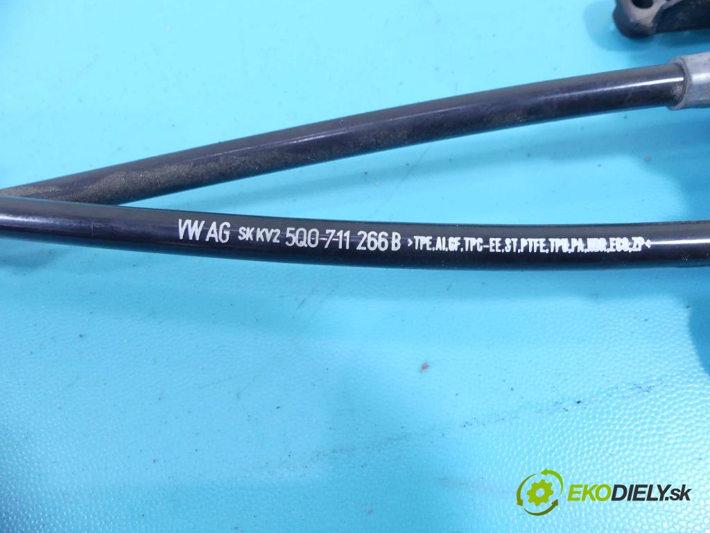 Skoda Octavia III 2013- 1.6 tdi 110 HP manual 81 kW 1598 cm3 5- Páka: Změny: stupeň,rýchlosť 5Q0711061E (Rýchlostné páky / kulisy)