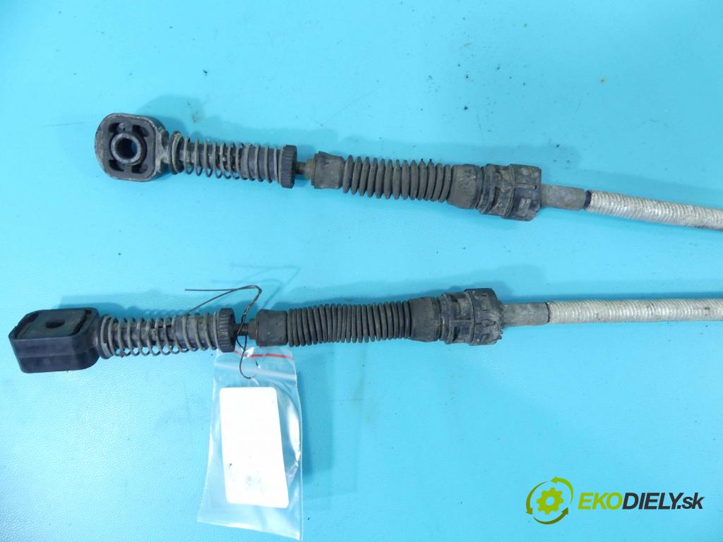 Skoda Octavia III 2013- 1.6 tdi 110 HP manual 81 kW 1598 cm3 5- Páka: Změny: stupeň,rýchlosť 5Q0711061E (Rýchlostné páky / kulisy)