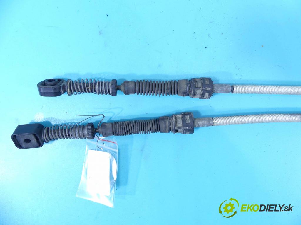 Skoda Octavia III 2013- 1.6 tdi 110 HP manual 81 kW 1598 cm3 5- Páka: Změny: stupeň,rýchlosť 5Q0711061E (Rýchlostné páky / kulisy)