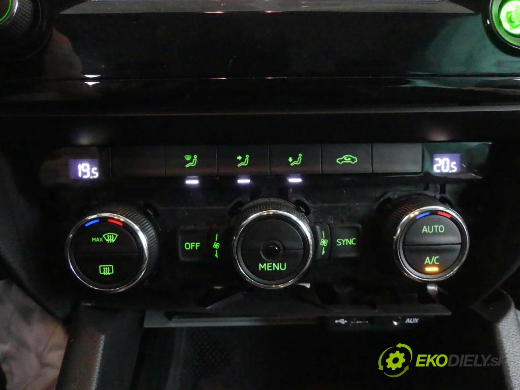 Skoda Octavia III 2013- 1.6 tdi 110 HP manual 81 kW 1598 cm3 5- panel kúrenia 5E0907