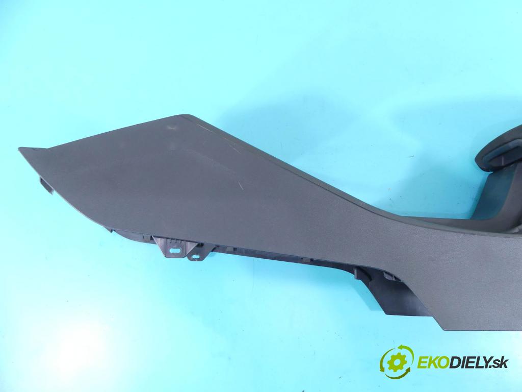 Skoda Octavia III 2013- 1.6 tdi 110 HP manual 81 kW 1598 cm3 5- operadlo 5E1863241C (Lakťové opierky)