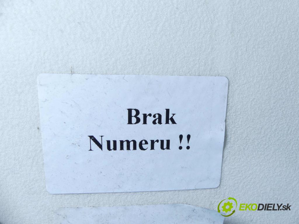 Vw Golf IV 1997-2003 1.6 sr 101 HP manual 74 kW 1595 cm3 5- chladič klimatizácie  (Chladiče klimatizácie)