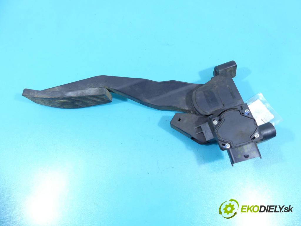 Opel Zafira A 1999-2005 2.0 dti 101 HP manual 74 kW 1995 cm3 5- pedále 0281002298 (Pedále)