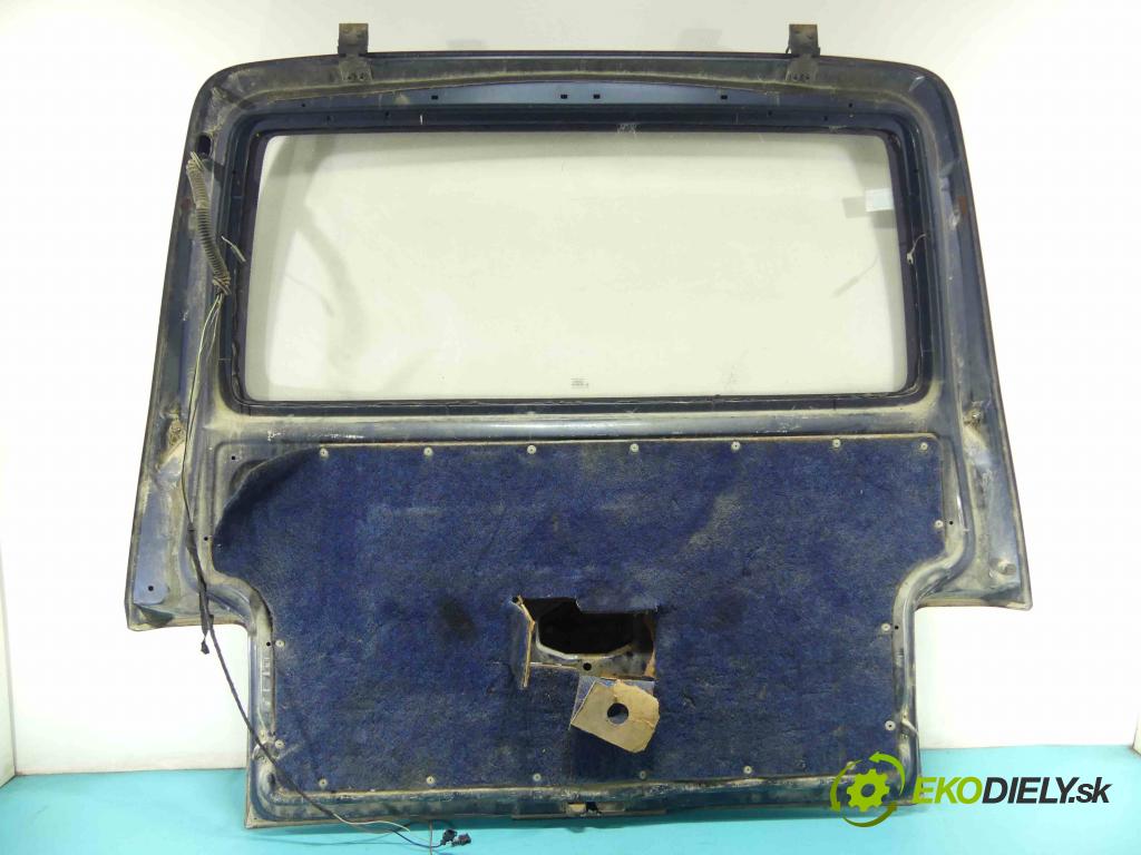 Vw Transporter T4 1990-2003 2.5 110 hp manual 81 kW 2461 cm3 5- zadní kufrové dveře  (Zadní kapoty)