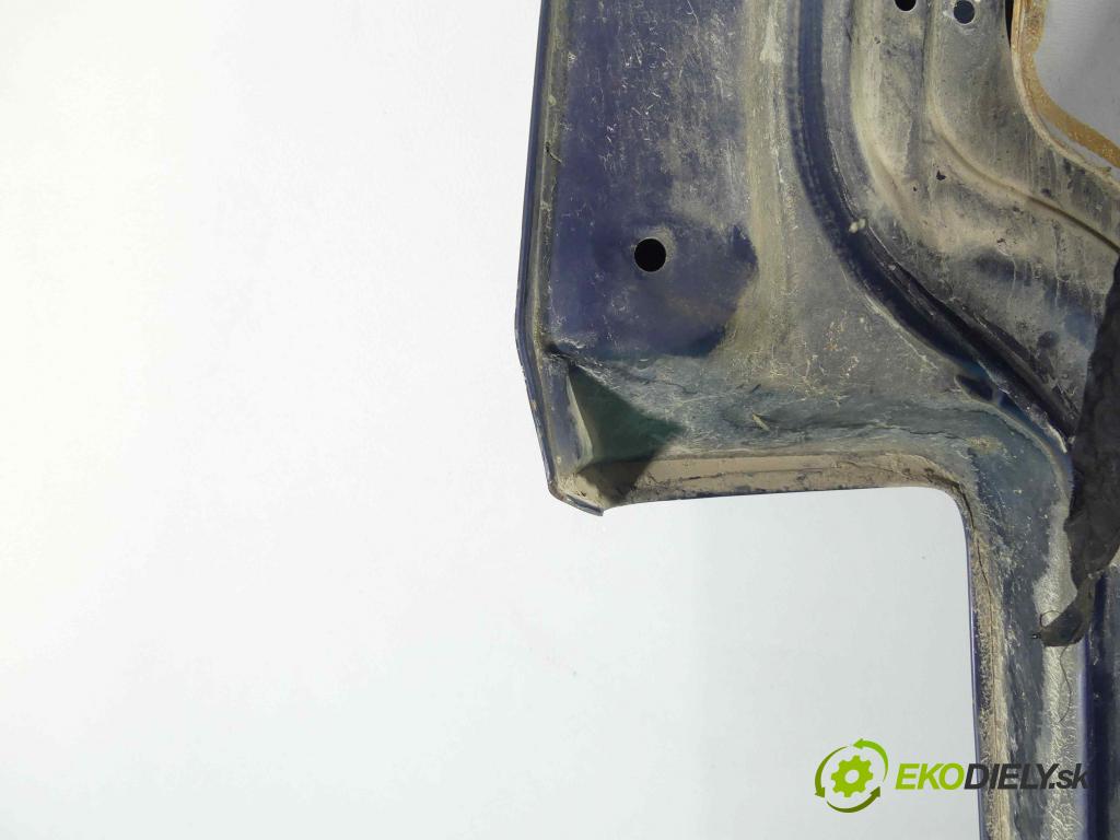 Vw Transporter T4 1990-2003 2.5 110 hp manual 81 kW 2461 cm3 5- zadní kufrové dveře  (Zadní kapoty)