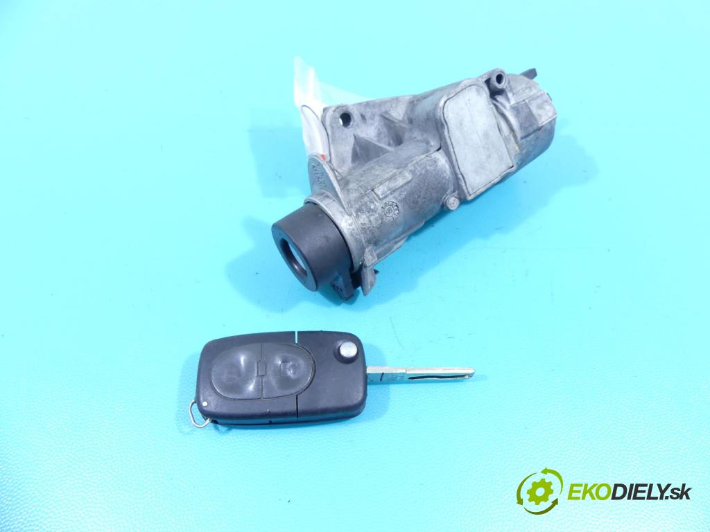 Vw Bora 2.0 8v 116 HP manual 85 kW 1984 cm3 4- Spínačka 4B0905851C (Spínacie skrinky a kľúče)