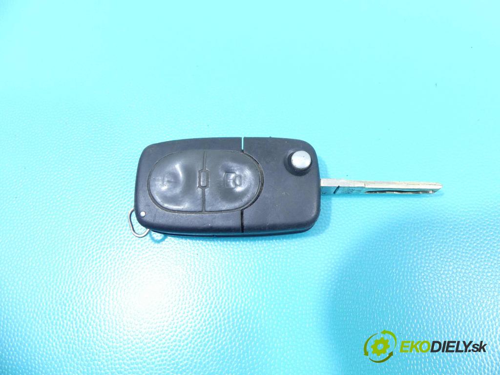 Vw Bora 2.0 8v 116 HP manual 85 kW 1984 cm3 4- Spínačka 4B0905851C (Spínacie skrinky a kľúče)