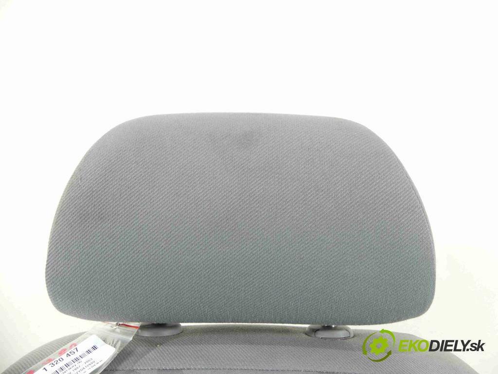 Vw Golf IV 1997-2003 1.4 16v 75 HP manual 55 kW 1390 cm3 5- Sedačka ľavý  (Sedačky, sedadlá)