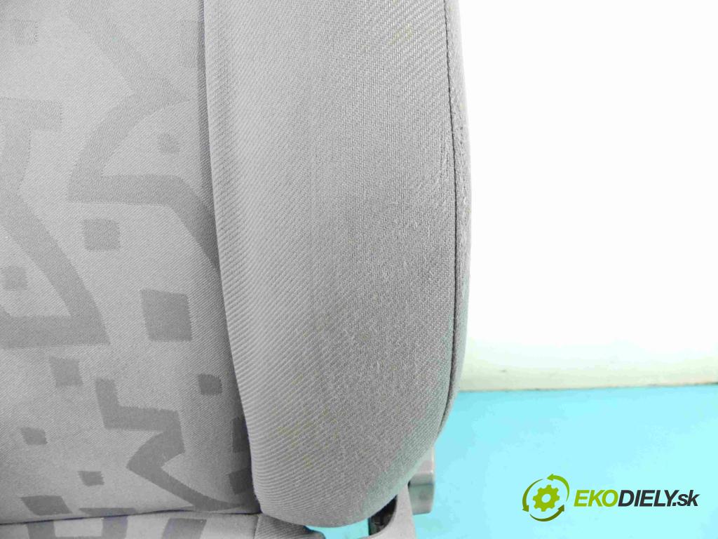 Vw Golf IV 1997-2003 1.4 16v 75 HP manual 55 kW 1390 cm3 5- Sedačka ľavý  (Sedačky, sedadlá)