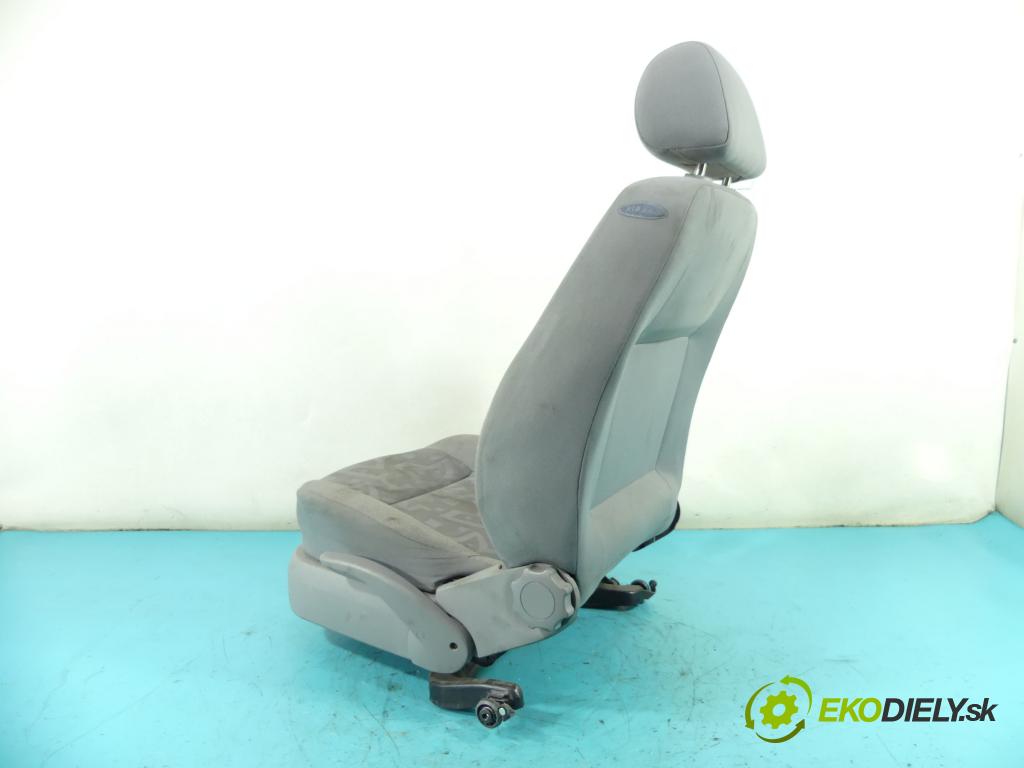 Vw Golf IV 1997-2003 1.4 16v 75 HP manual 55 kW 1390 cm3 5- Sedačka ľavý  (Sedačky, sedadlá)