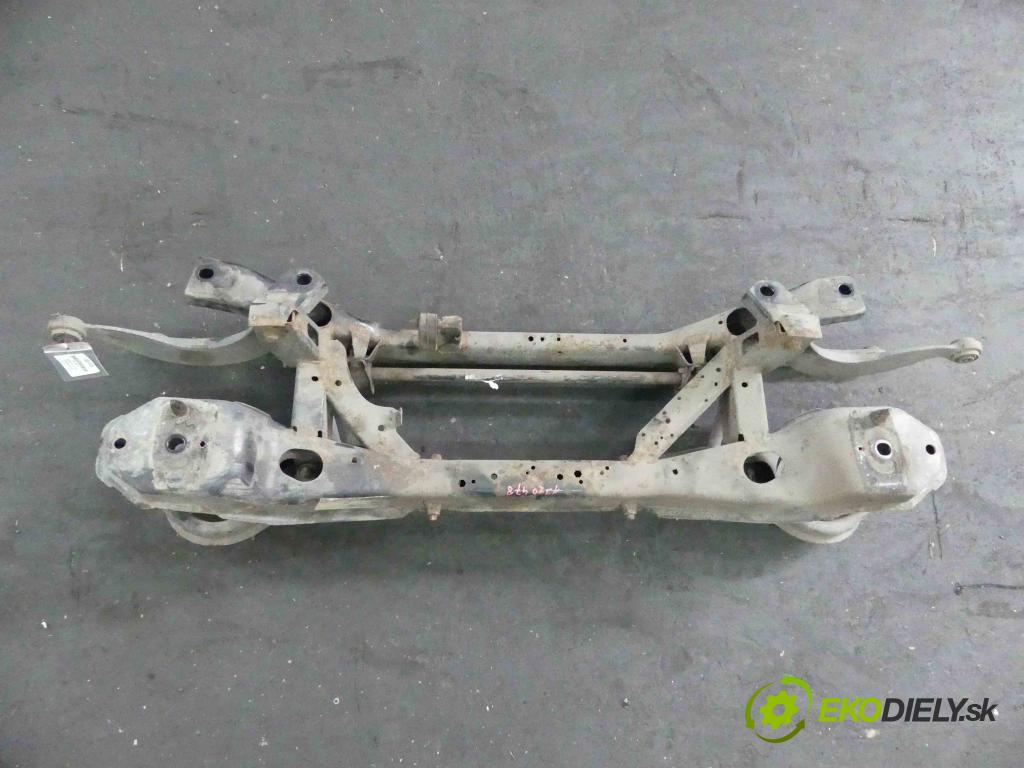 Volvo V40 II 2012-2019 1.6 D2 114 hp manual 84 kW 1560 cm3 5- zadní výztuha 