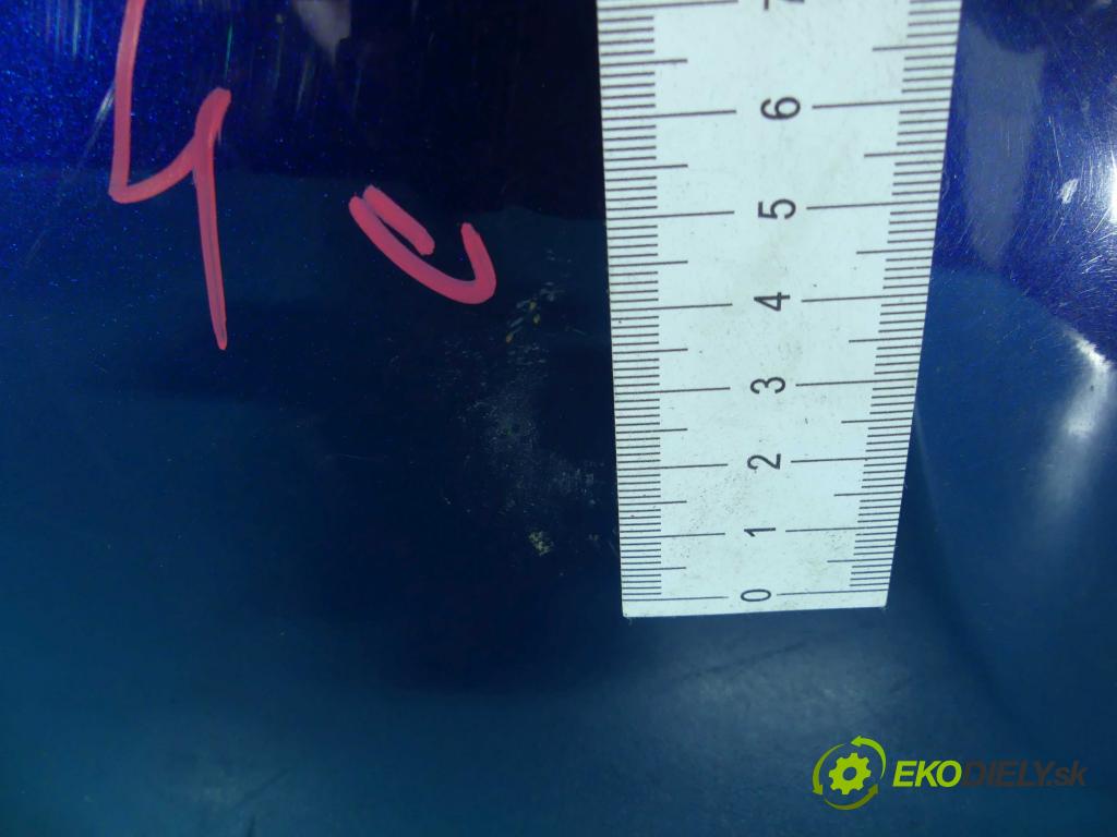 Toyota Corolla E12 2001-2009 1.6 vvti 110 hp automatic 81 kW 1598 cm3 3- zadní kufrové dveře  (Zadní kapoty)